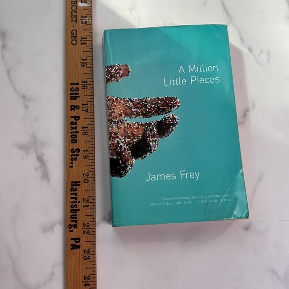 A Million Little Pieces by James Frey - Picture 8 of 9
